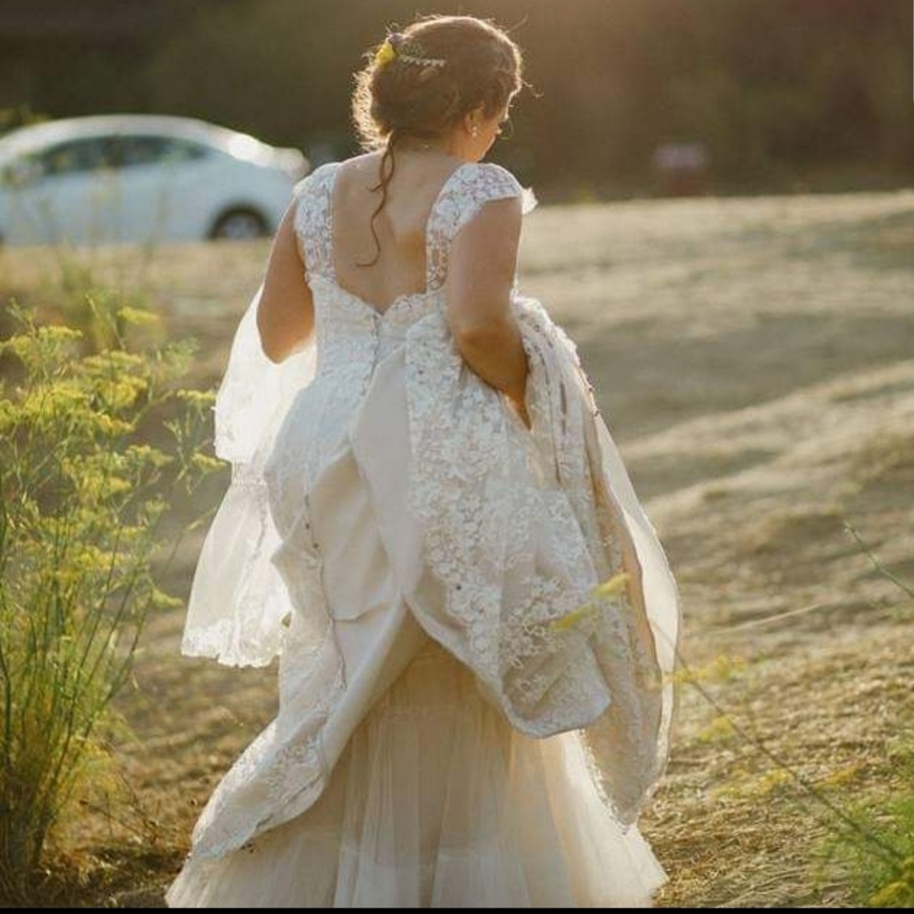 Wedding dress